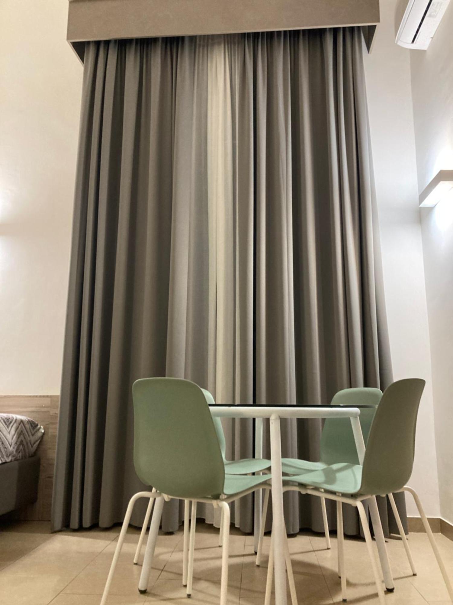 Hotel 4Stanze à Naples Extérieur photo