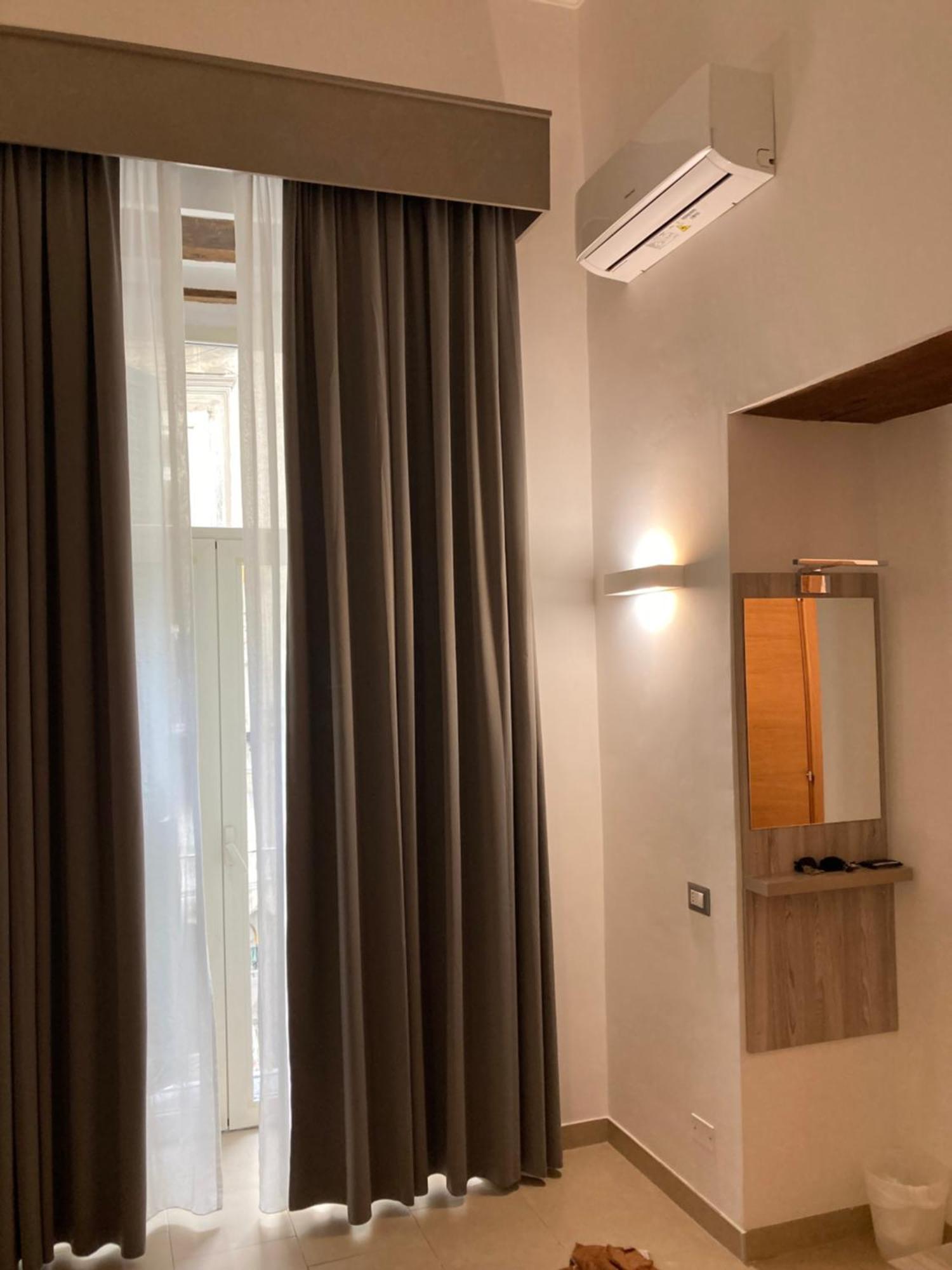 Hotel 4Stanze à Naples Extérieur photo