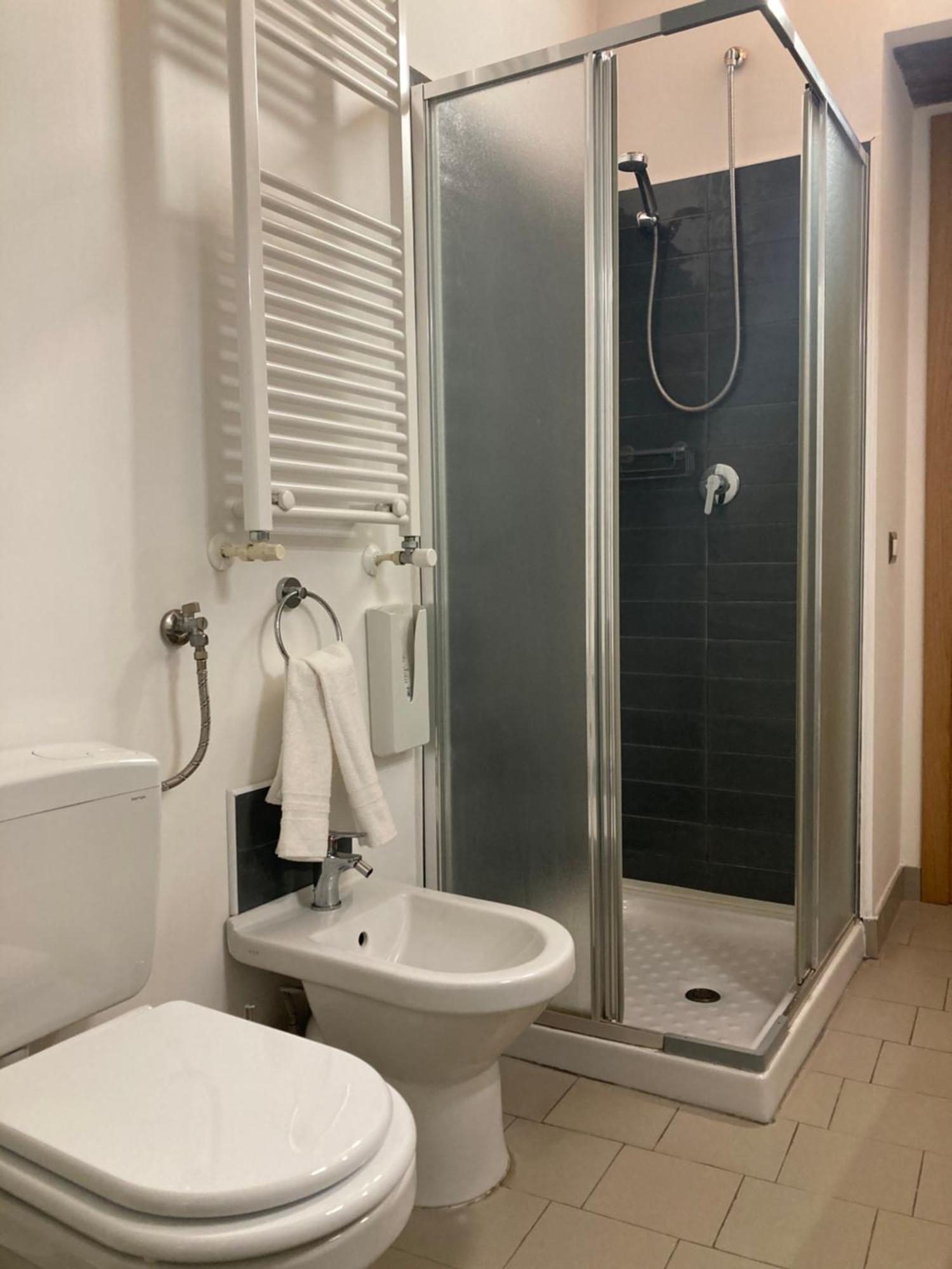 Hotel 4Stanze à Naples Extérieur photo