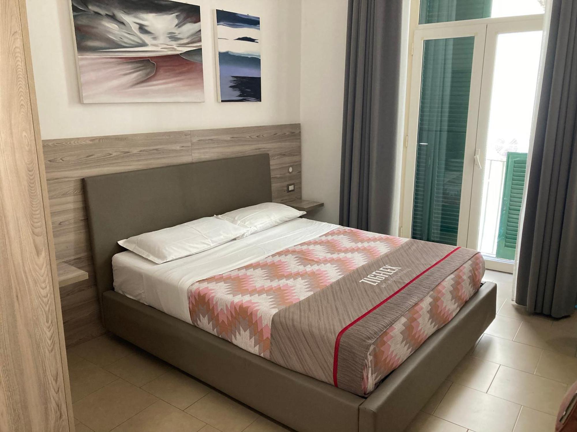 Hotel 4Stanze à Naples Extérieur photo