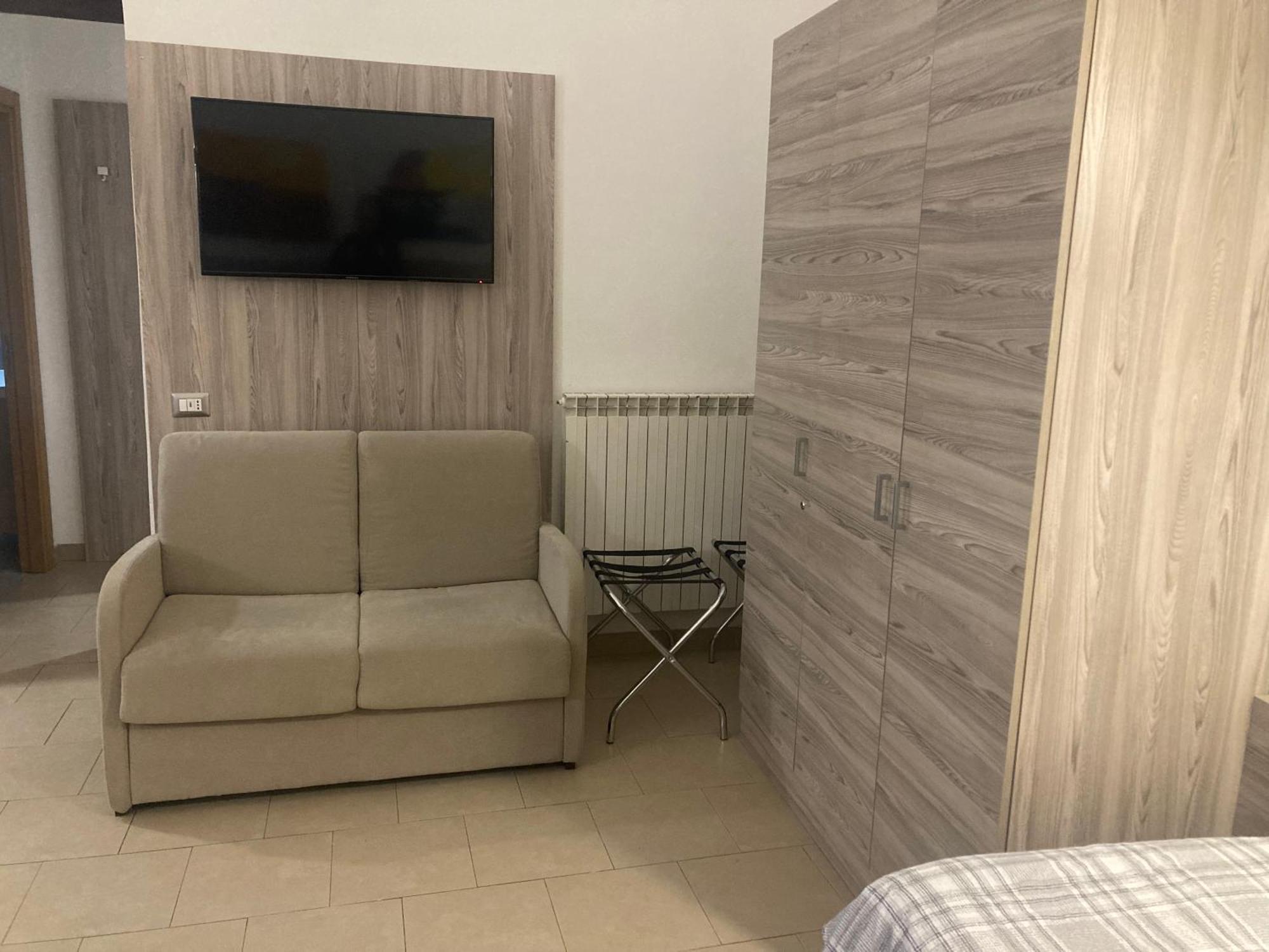 Hotel 4Stanze à Naples Extérieur photo